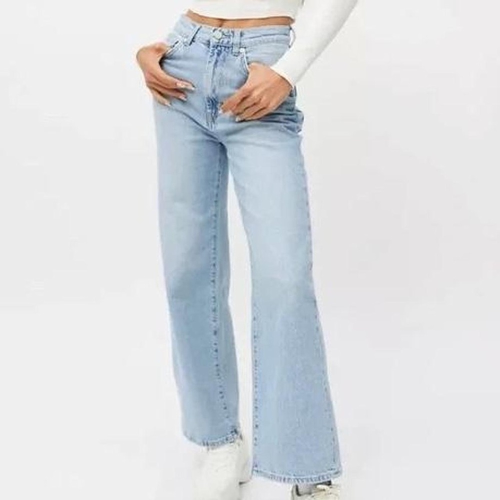 Urban Outfitters Wide Leg Light Wash Jeans